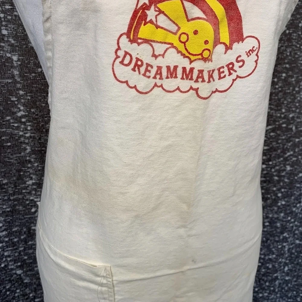 Original Dream Maker Inc.‎ Cast Member Disney Floral and Gifts Sunrise Apron